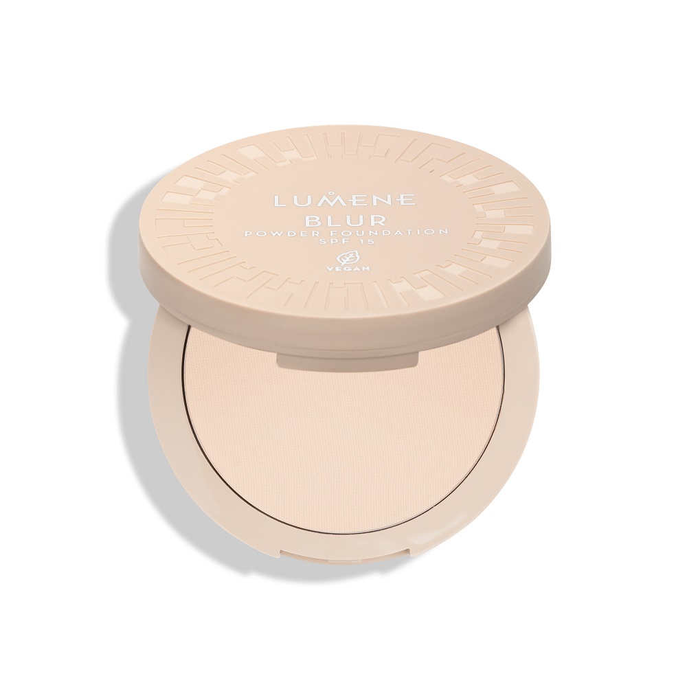Blur Longwear Powder Foundation SPF15 Dlouhotrvající Pudr Na Obličej 2